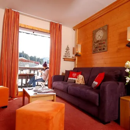Le Grand Chalet Des Pistes 3*