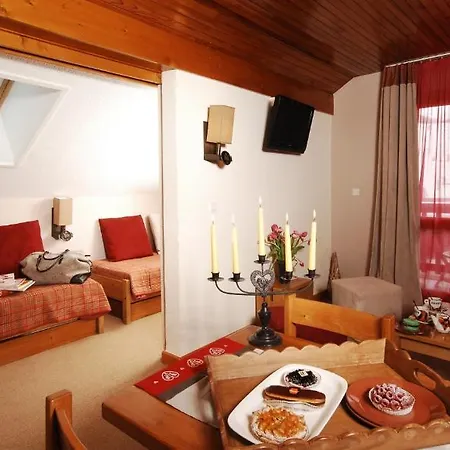 Le Grand Chalet Des Pistes Appart hôtel 3*