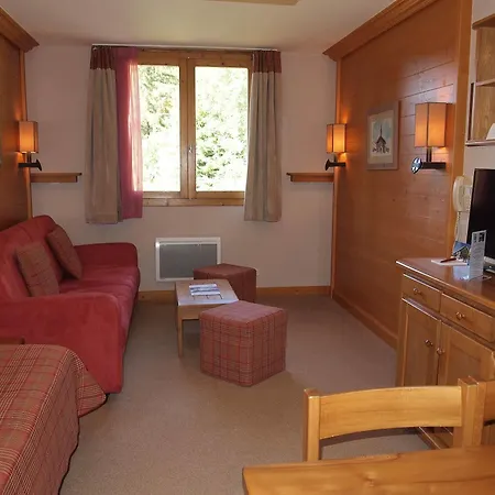 Appart hôtel Le Grand Chalet Des Pistes 3*